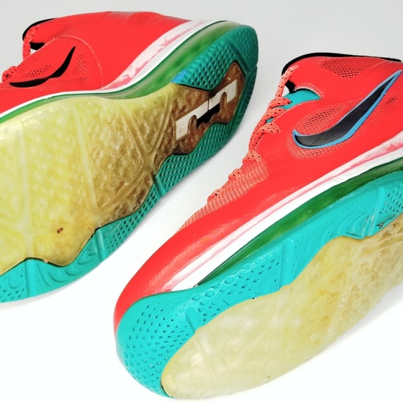 Nike - Picture 8 of 8